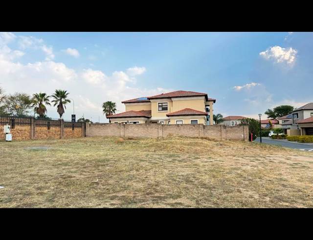 LAND FOR SALE IN BLUE VALLEY GOLF ESTATE